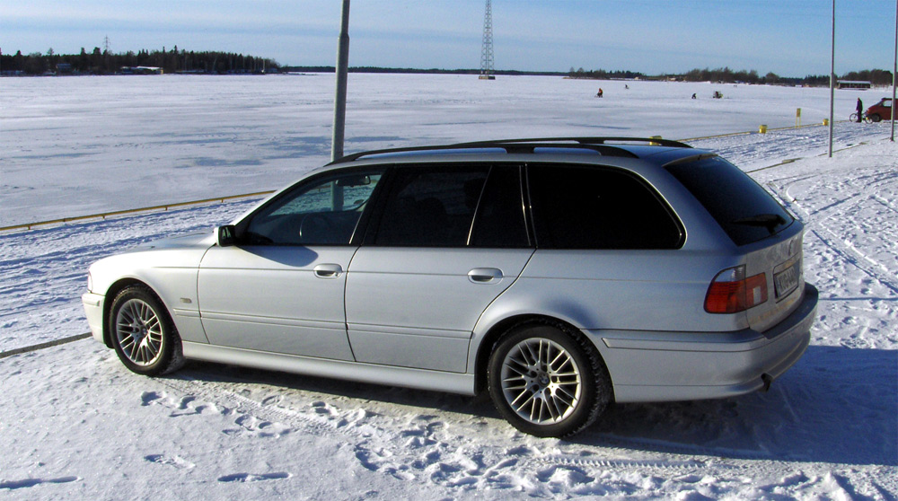 Soyafilm-solfilm-fardigskuren-avtagbar-bmw-e39-patrick-finland