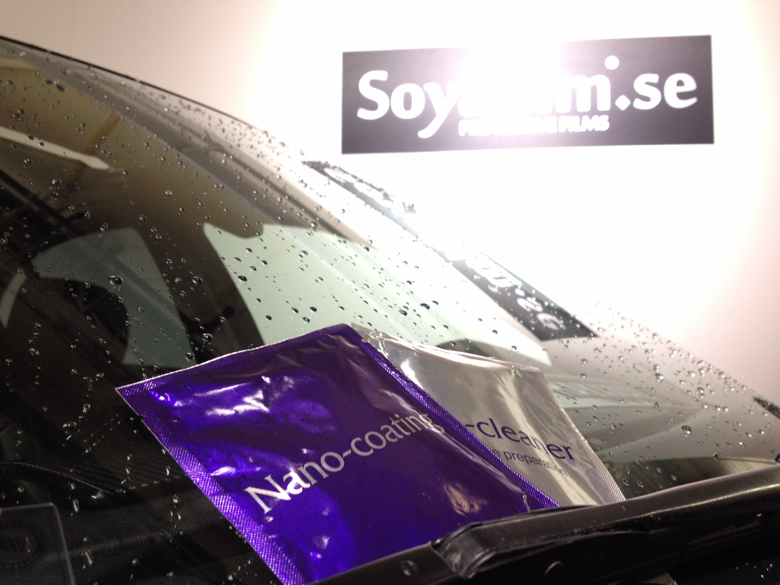 soyafilm-sponsrar-solfilm-stralkastarfilm-kolfibervinyl-maxxxad-monter-elmia-2012-garaget.se-maxxxad-nano-coating